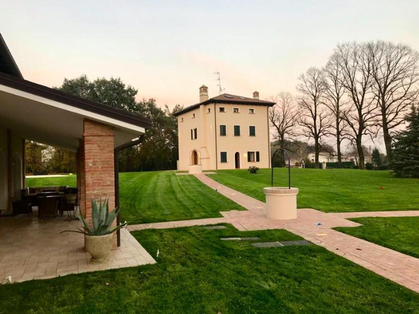Villa Monteborre à Cento  Extérieur photo